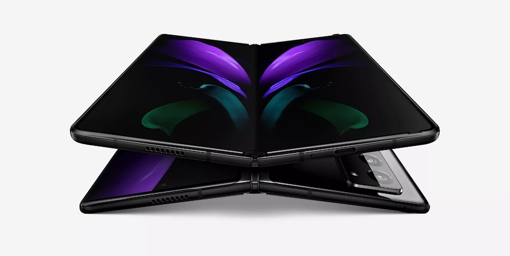 Samsung will begin producing foldable OLED panels for third-party phone makers