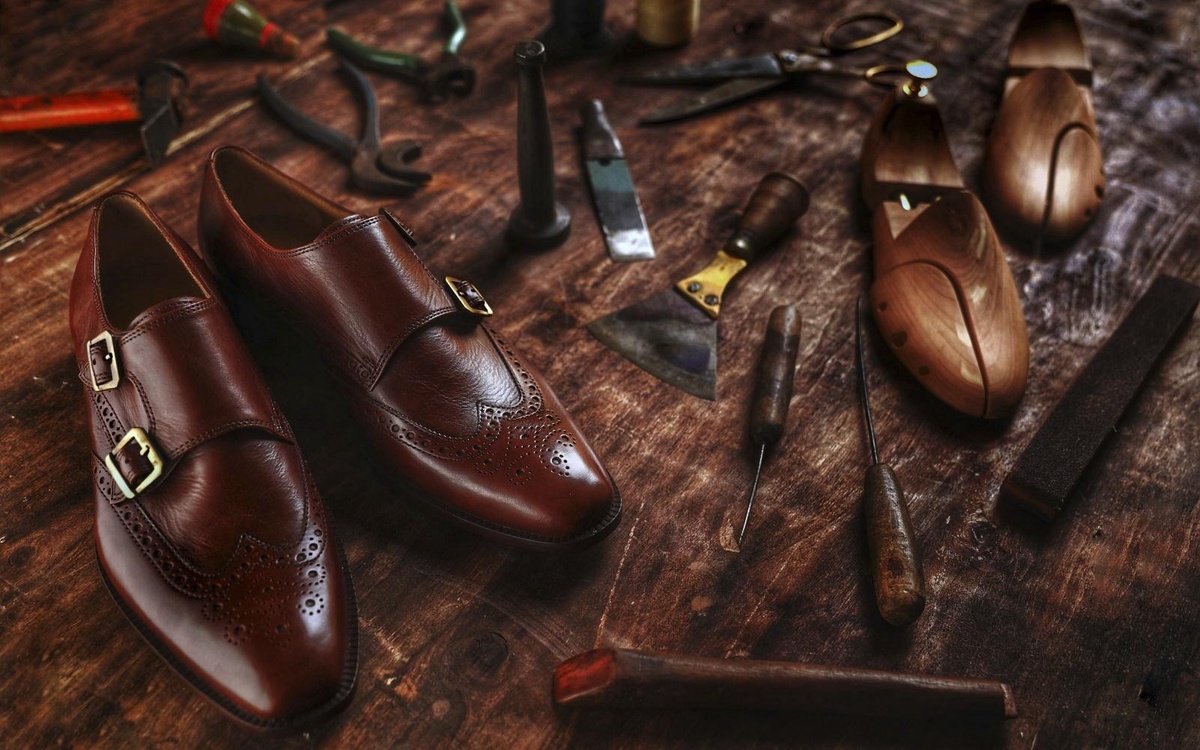 Why Do Shoe Lovers Prefer Handmade Shoes?