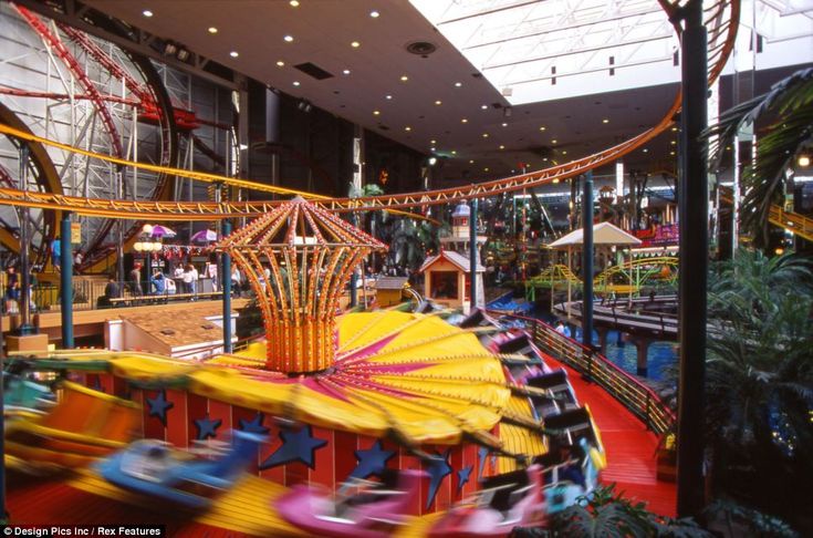 Why have experiential parent-child amusement projects become life-saving charms in shopping malls?