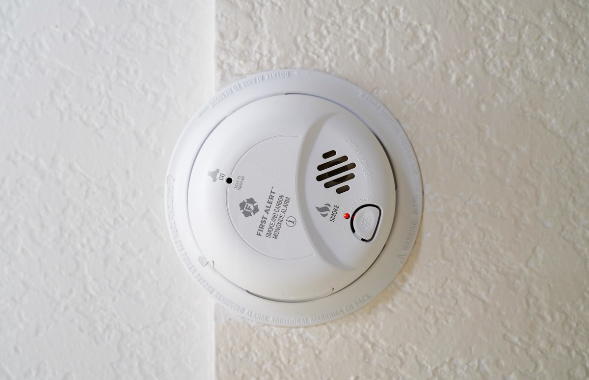 Why You Should Own A Carbon Monoxide Detector