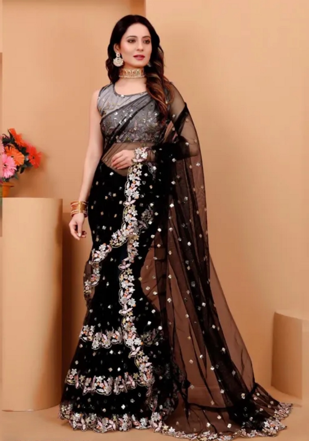 The stunning saree for a party >>> shivanshmall.in
