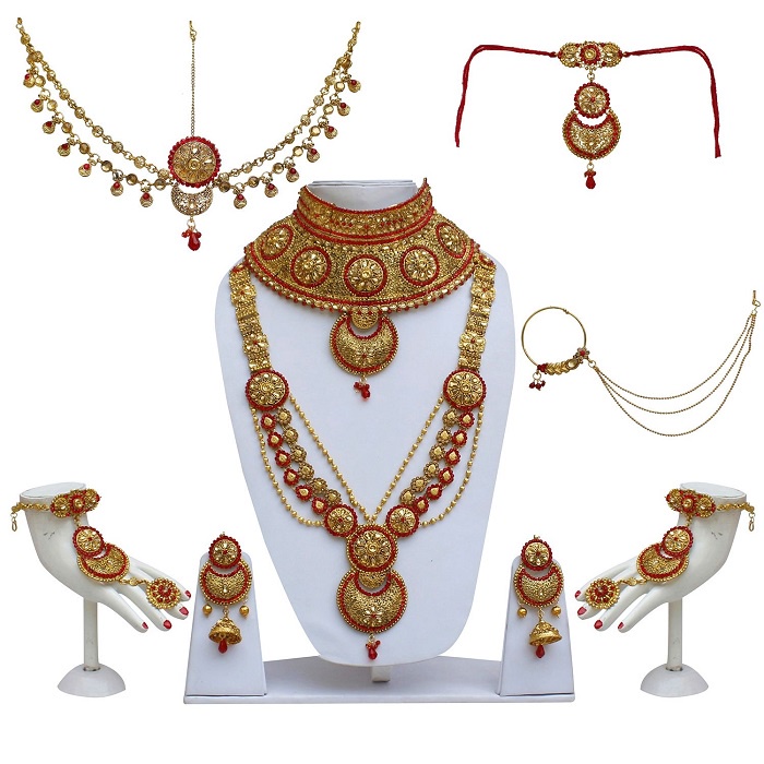 Choosing Wedding Jewellery for Future Brides: Buying Bridal Jewellery >>> shivanshmall.in