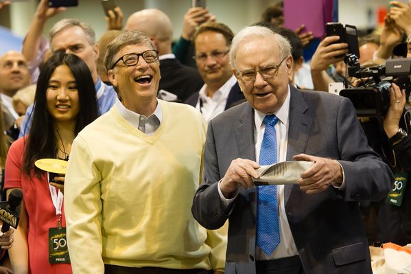 Warren Buffett's net worth is now $100 billion