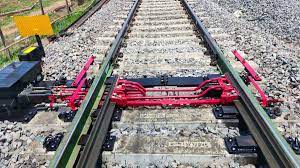 What is the reason for the break of railway hardware parts? How to avoid