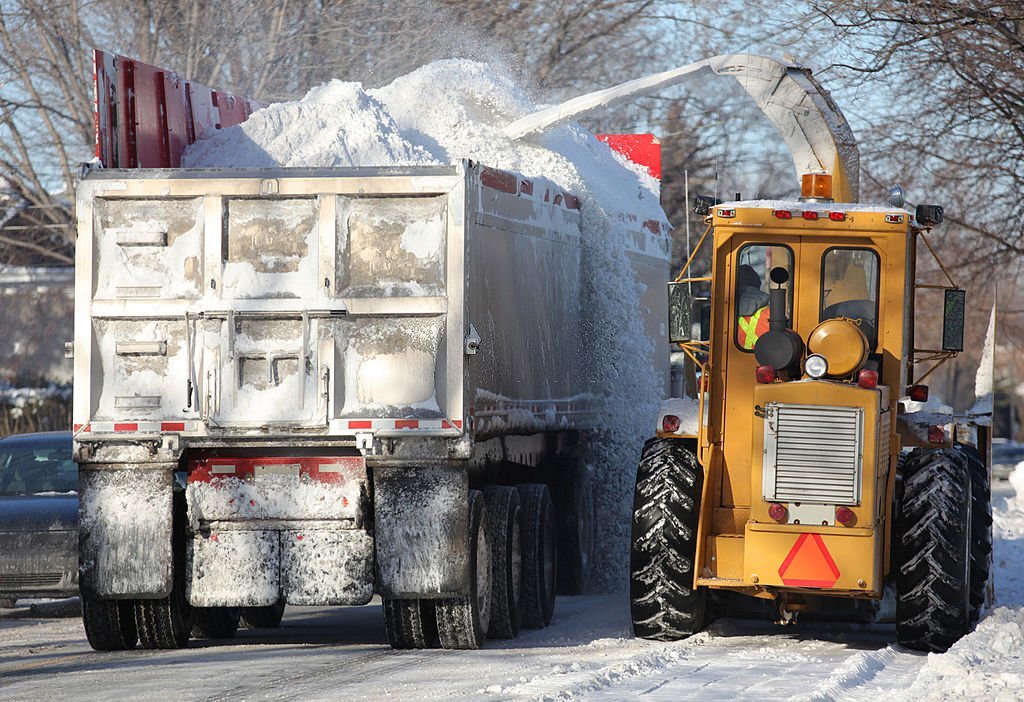 Can Commercial Snow Removal Toronto Help