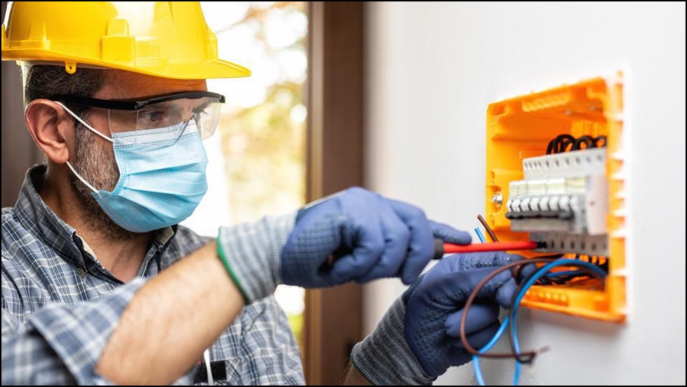 Hiring an Electrician? Make Sure You Know These 5 Things