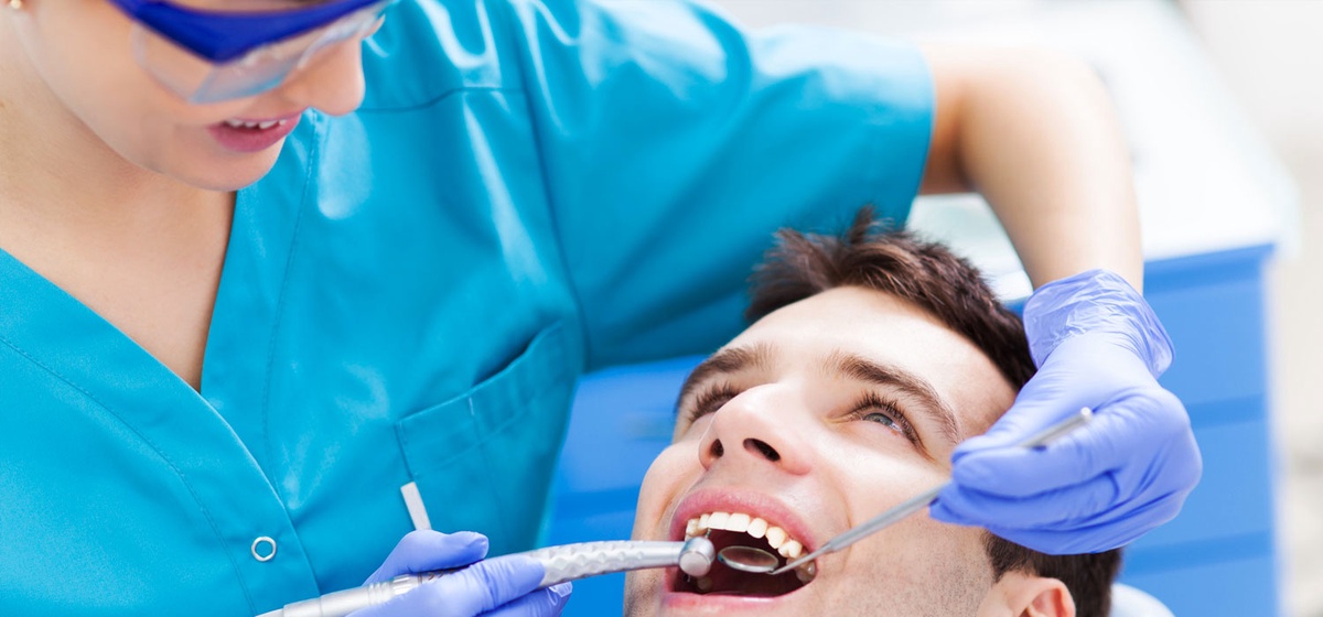 Looking For The Best Dentist Office Near You? Check Out Our Top Picks!
