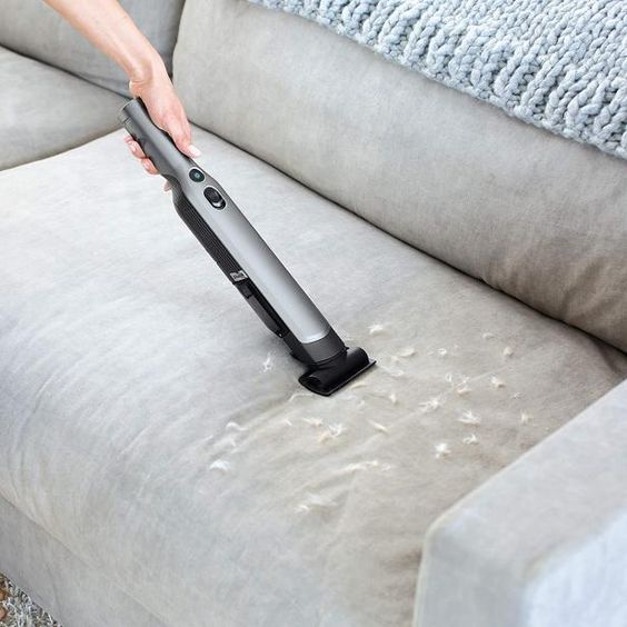 How to use handheld vacuum cleaner?