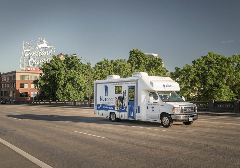 What Exactly is a Mobile Vet Clinic?