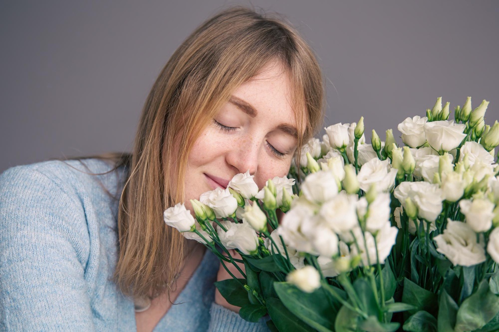 9 Terrific Flowers Gifts Of Online Flower Delivery To Surprise Wife