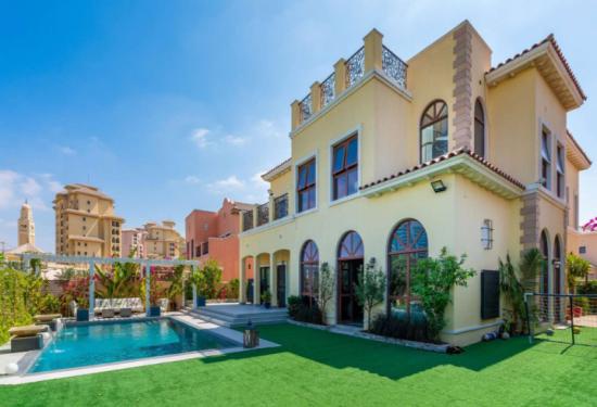Life in Jumeirah Golf Estates: All You Need to Know