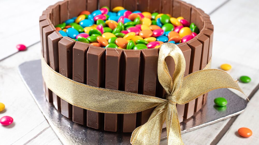 How can I immediately have online cake delivery to Thane?