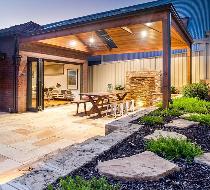 How To Select Skilled Patio Builders To Improve Your Home?