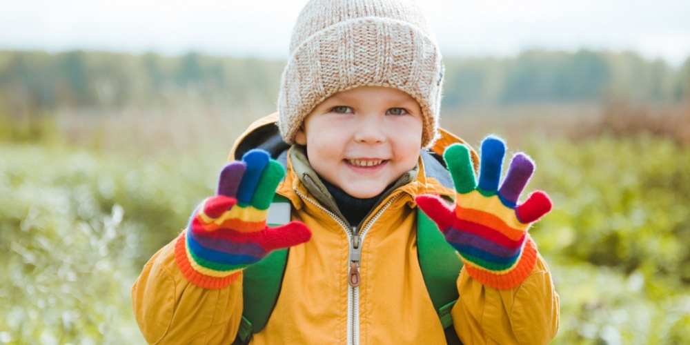 Buy New Winter Gloves For Your Kids in Dubai