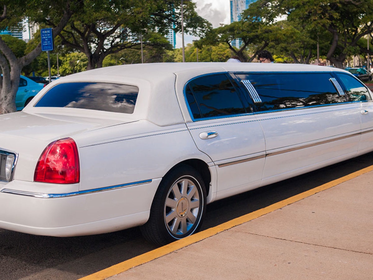 What to Expect from Your Limo Service Provider