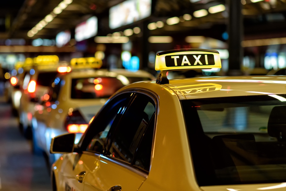 6 Useful Gifts for Taxi Drivers on Christmas