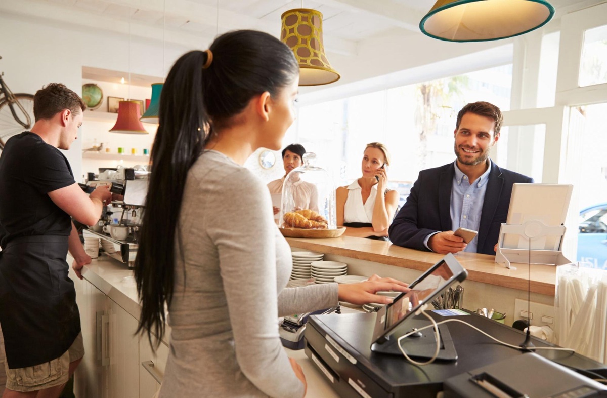 How a Restaurant Point of Sale System Can Help