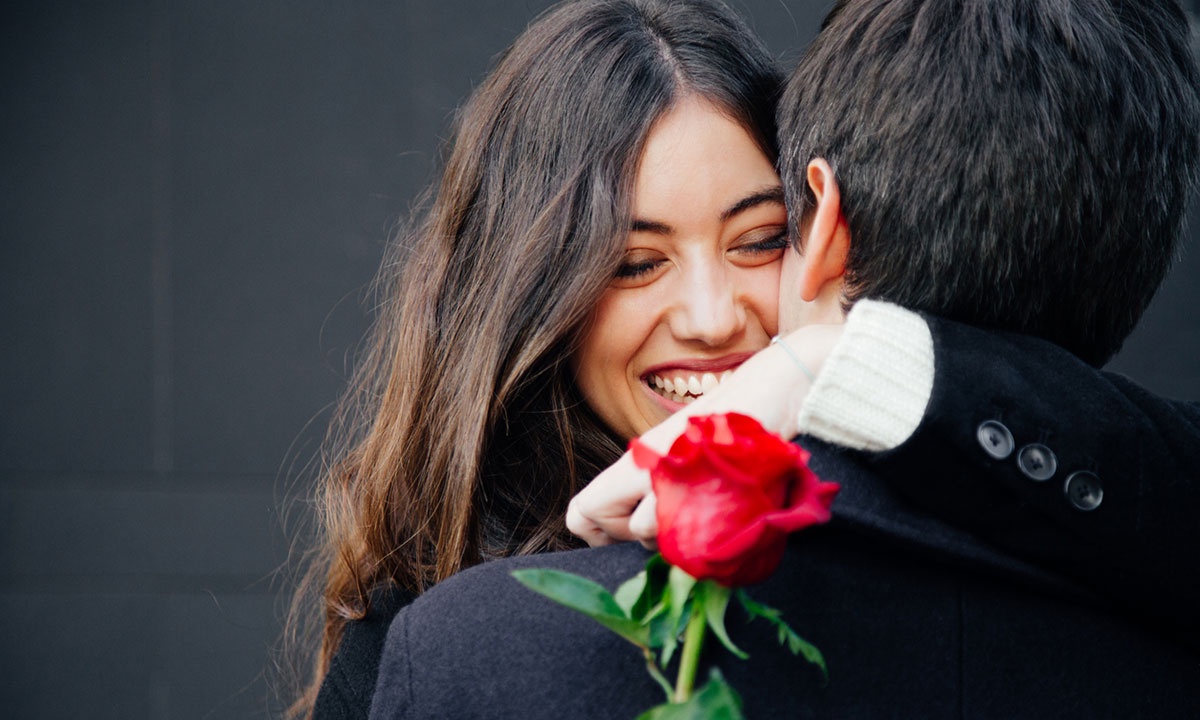 The Ultimate Guide To Buying Romantic Flowers For Her