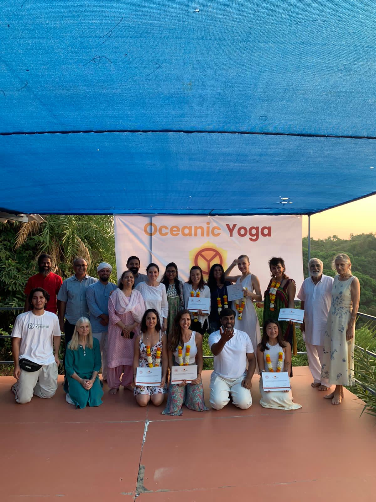Get an awesome yoga teacher training school in India