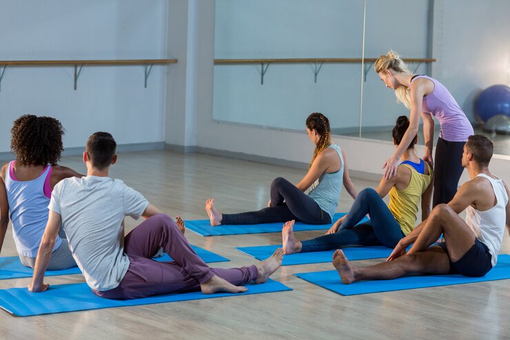 Get In Shape With These 9 Fun & Challenging Gym Yoga Classes