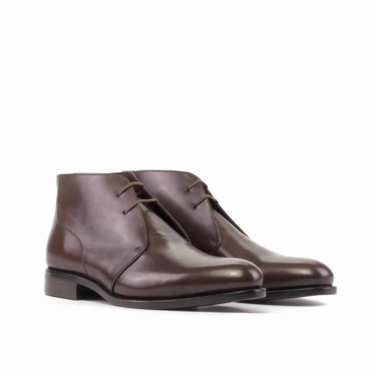 A Guide to Chukka Boots: The Versatile Footwear for Every Occasion