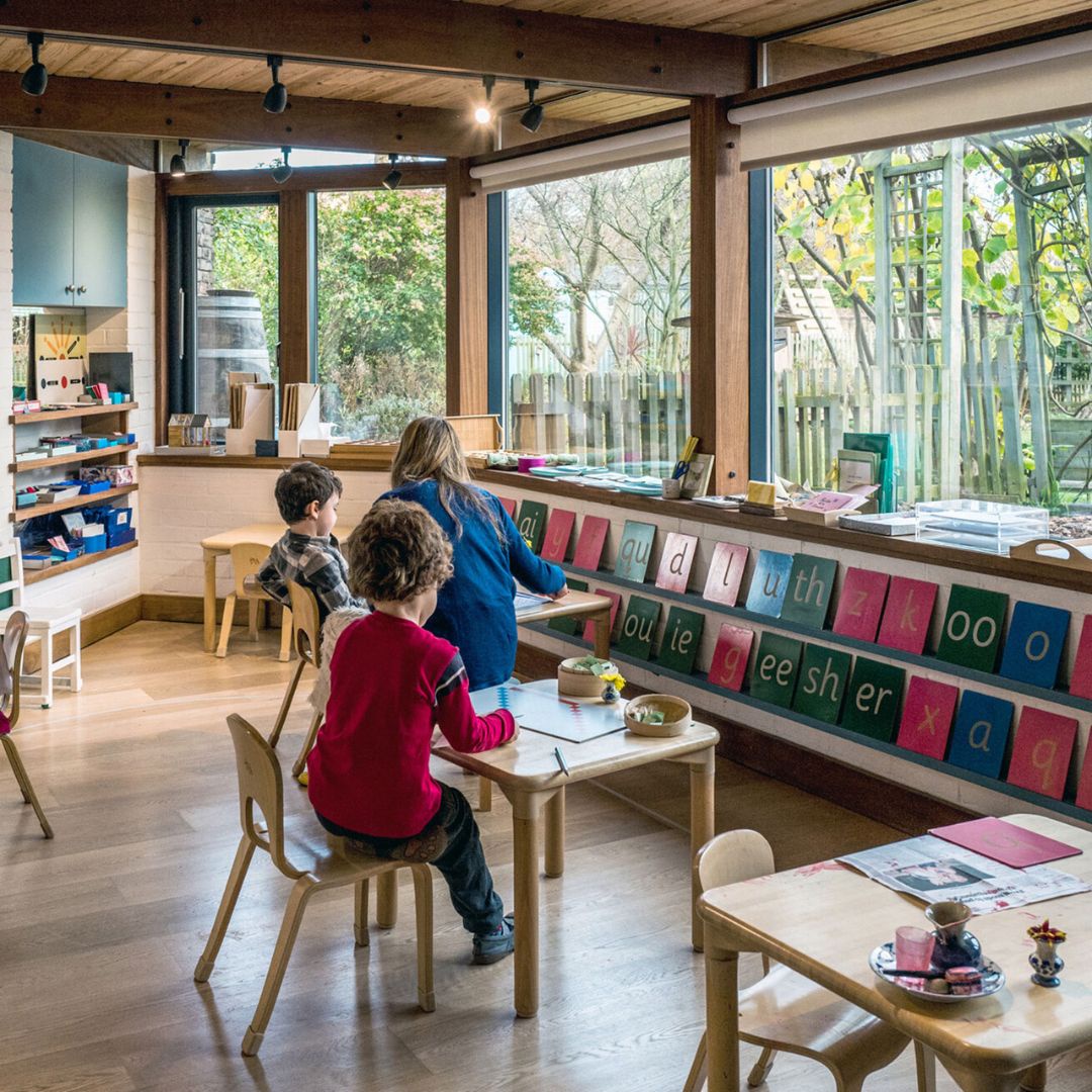 How to Choose to Best Montessori School