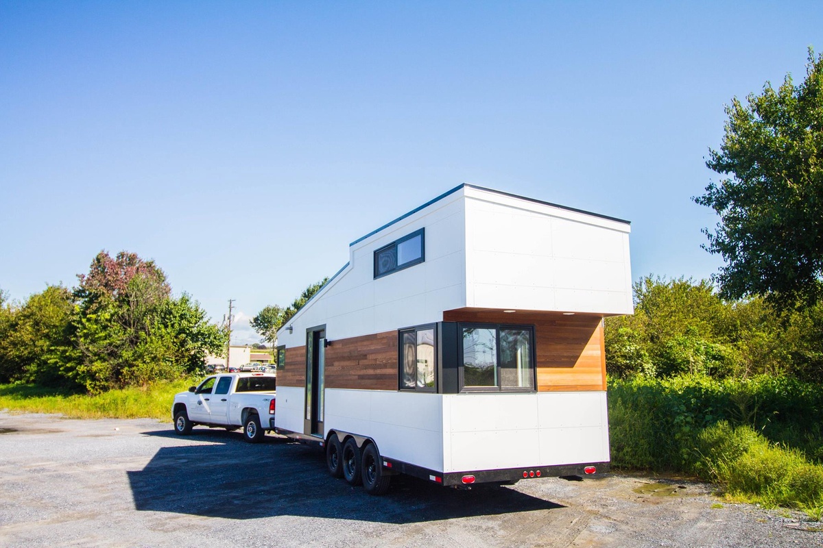 The Ultimate Guide to Tiny House on Wheels Living