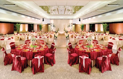 The Benefits Of Booking A Wedding Hall For Your Special Day