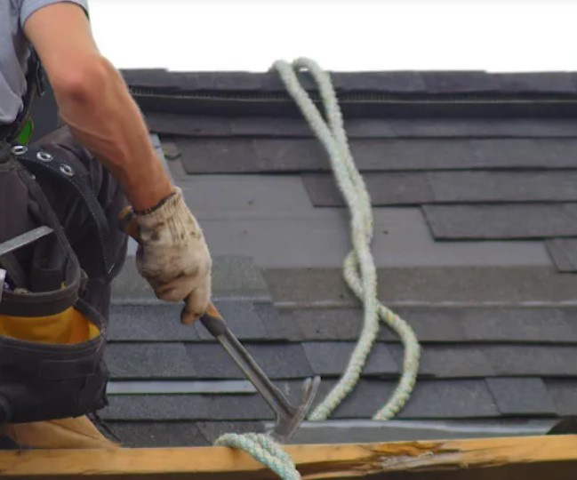 Macoupin County's Premier Roofing Services: Quality Workmanship and Exceptional Customer Service