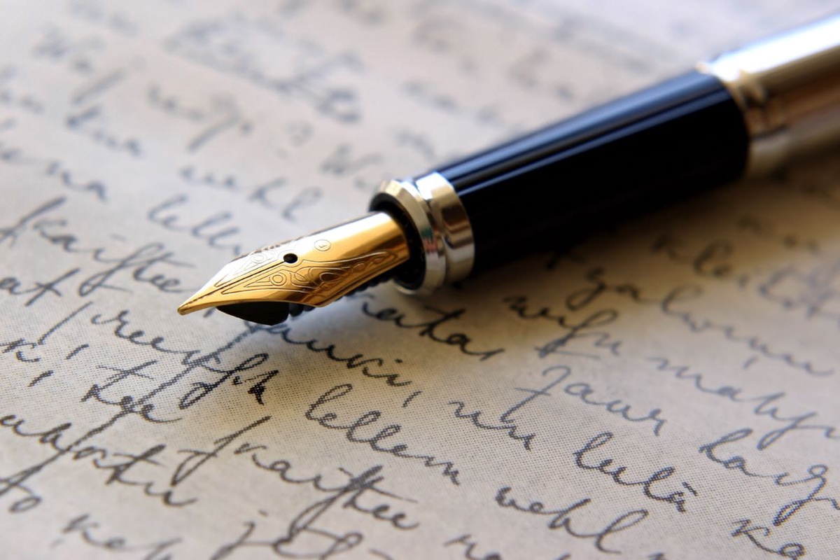 The Role of a Handwriting Specialist in Solving Complex Criminal Cases