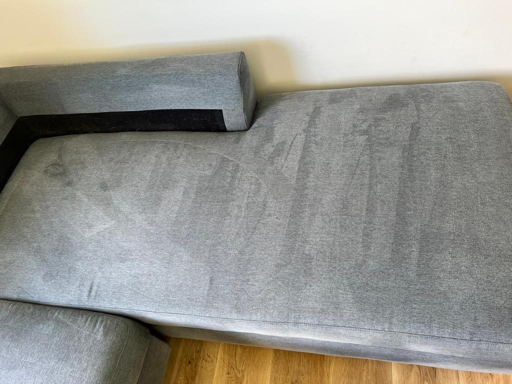 Don't Let Dirt and Stains Get You Down: The Best Couch Cleaning Techniques