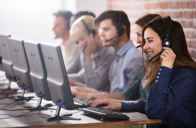 What is the relevancy of a call answering service in the business?