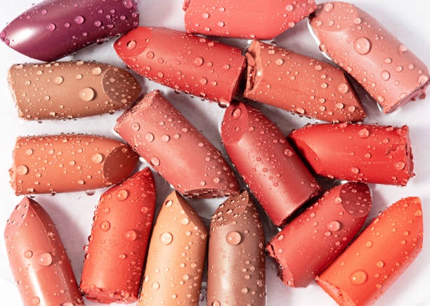 If You Want to Buy Pink Lipstick Then These Shades Are Perfect for Your Budget