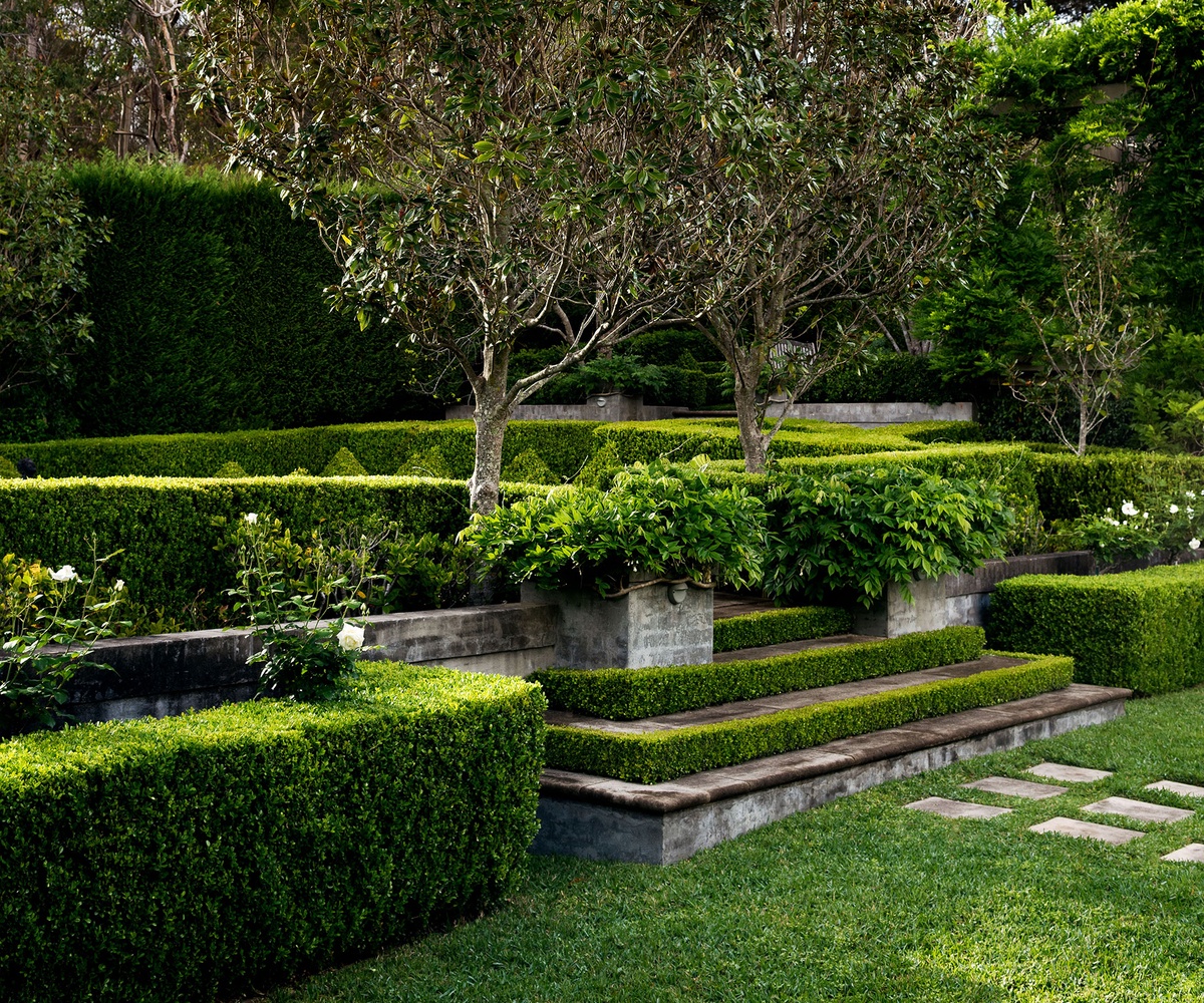 Why Is It Important To Hire a Landscape Designer?