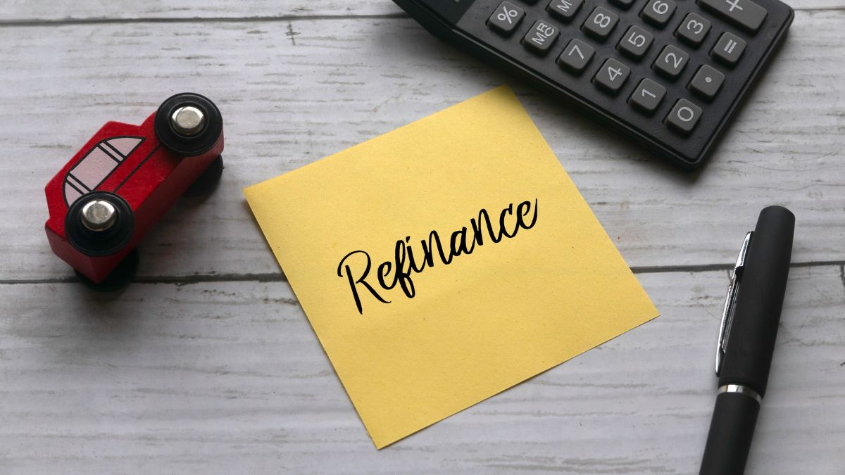 Use a refinance calculator for loan savings