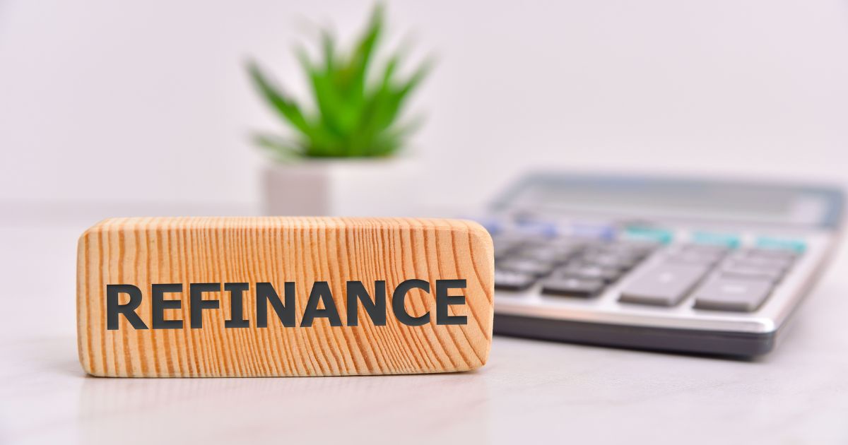 Make use of a refinance calculator for savings