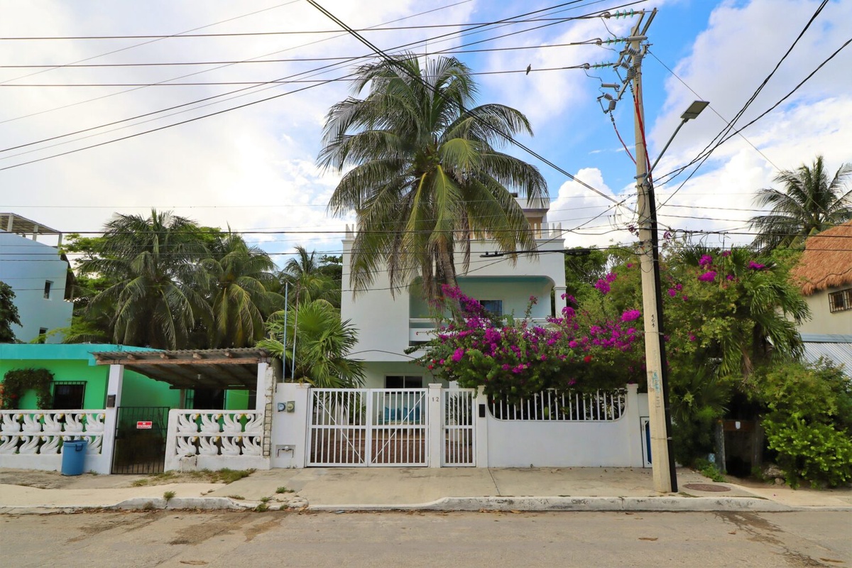Condominium For Sale In Puerto Morelos And Realty Operators