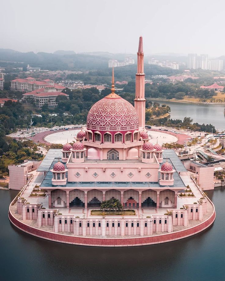 The 10 Most Beautiful Mosques Around The World