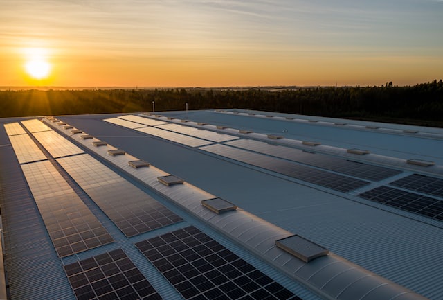 Understanding the Technology behind Commercial Solar Panels