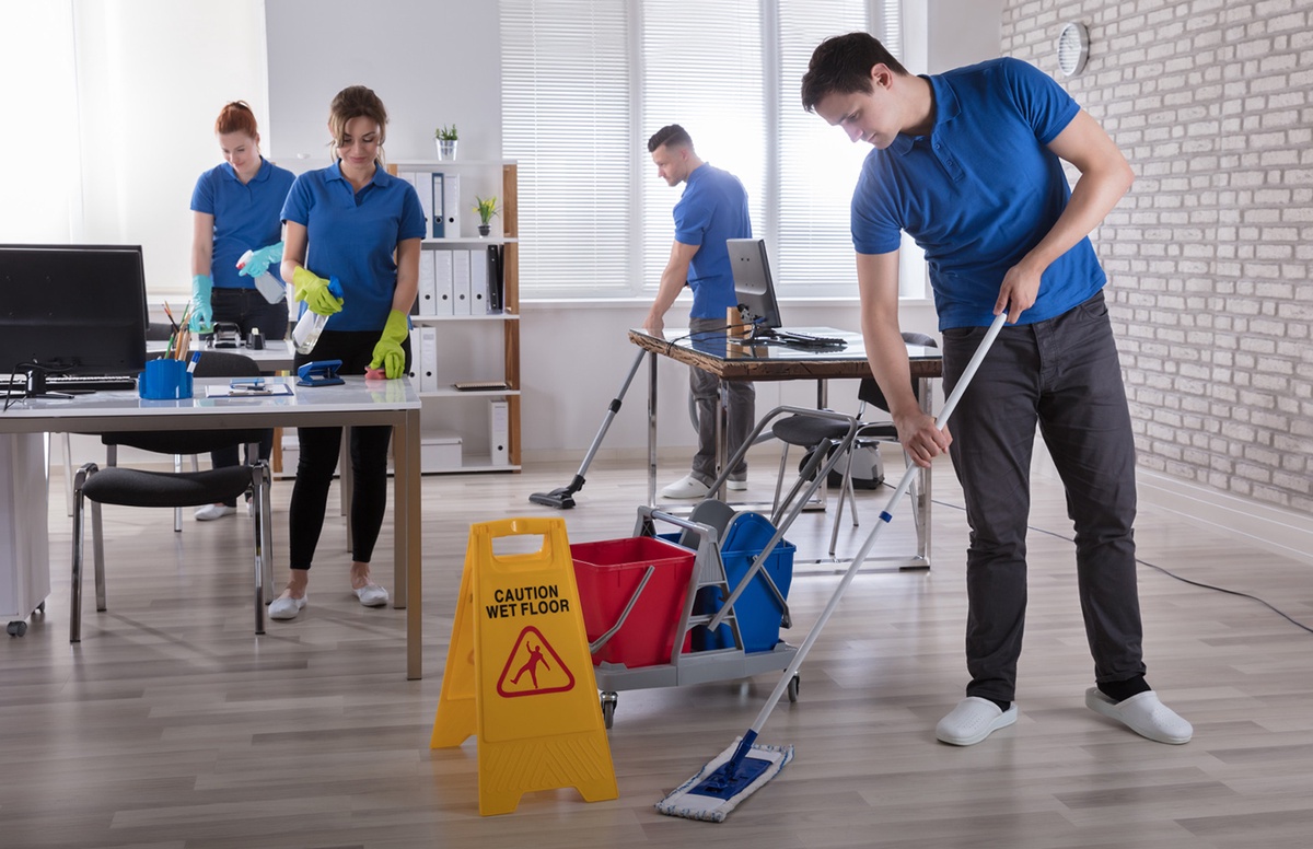 5 Benefits of Regular Maintenance and Cleaning Services for Your Home or Business