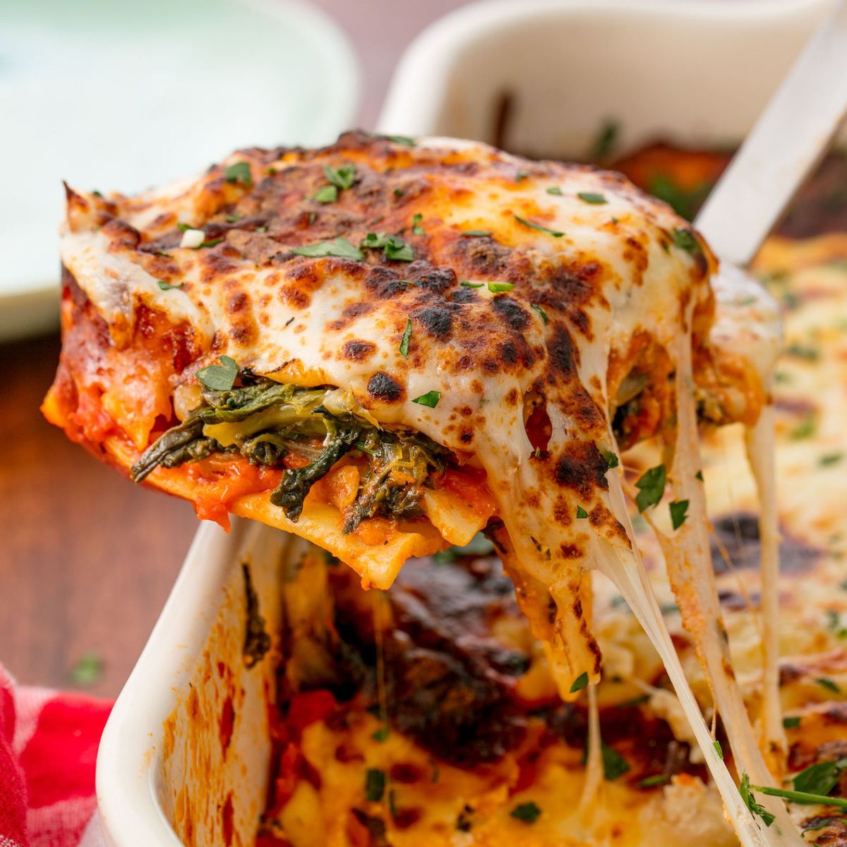 How do you cook spinach lasagna at home?