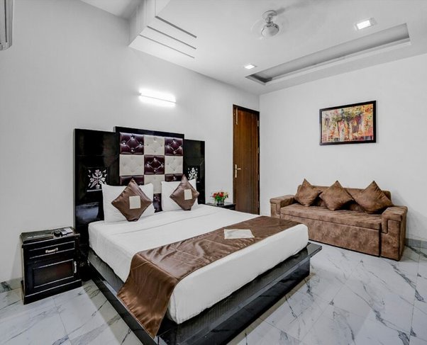 Service Apartments in Noida provide opulent living at affordable prices.