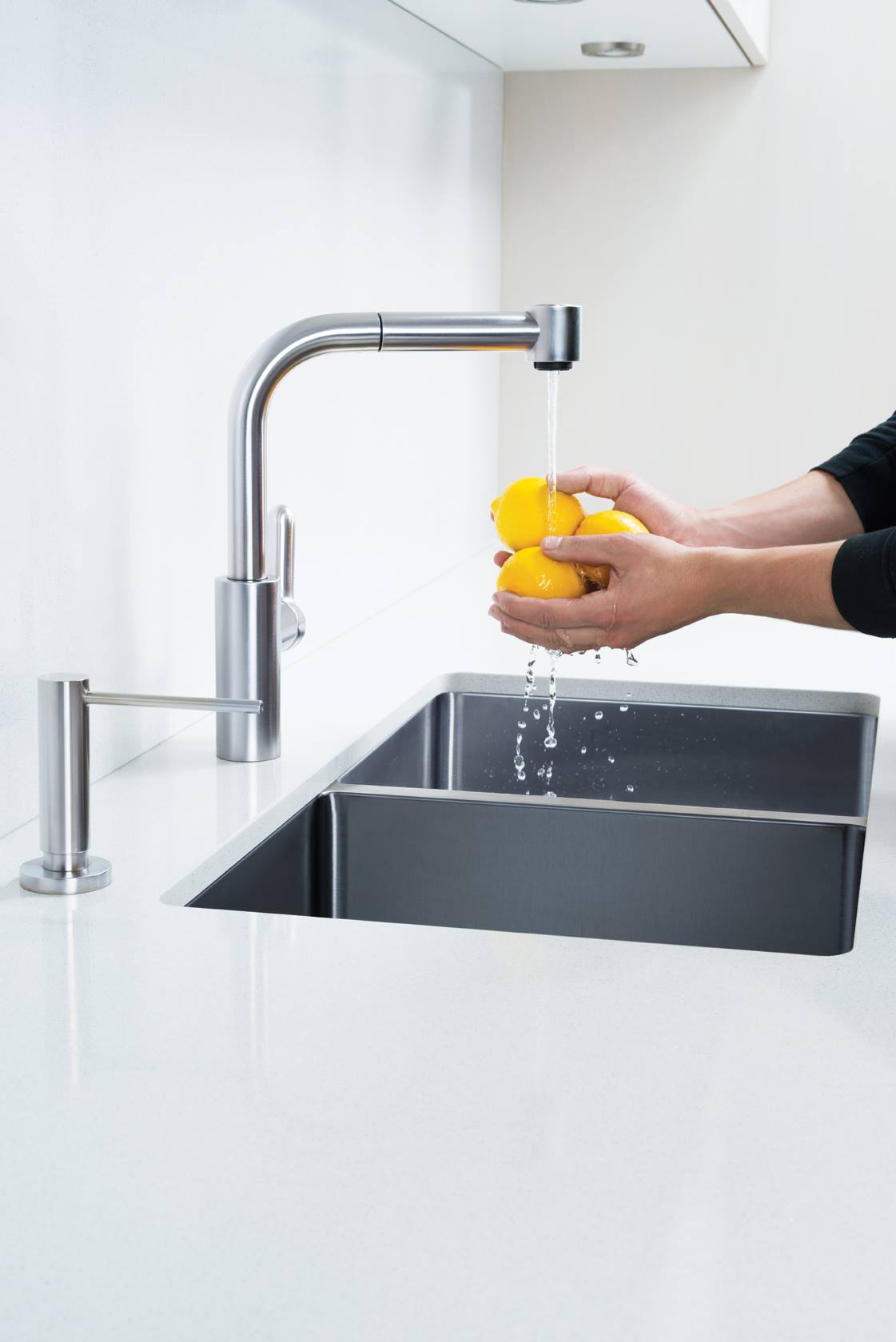 What should you know while buying faucets?