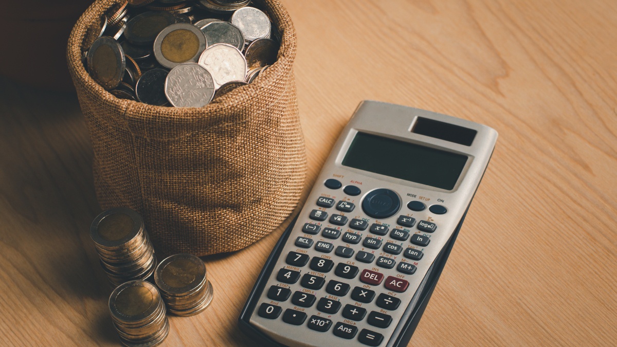 Payment Calculator: definition and difference between fixed and Variable Interest Rate