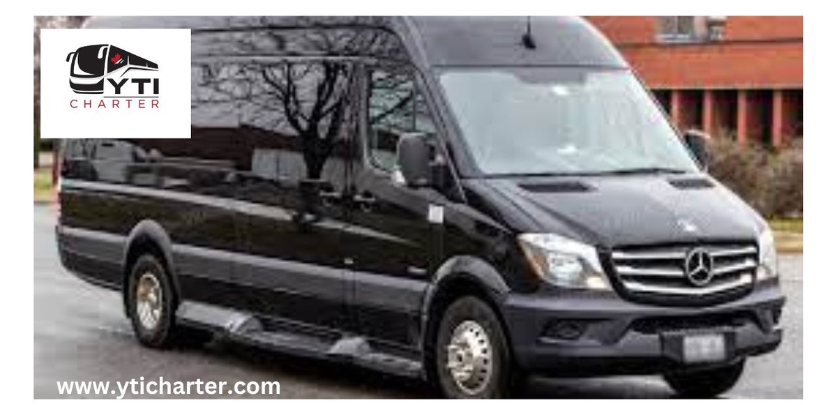 Experience Comfortable and Safe Traveling with Coach Canada Bus