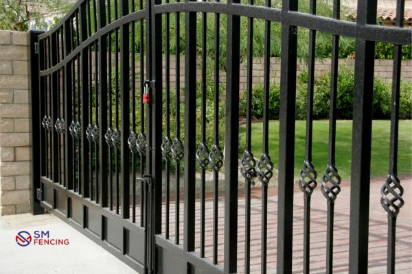 Promote The Safety With Residential Security Fencing