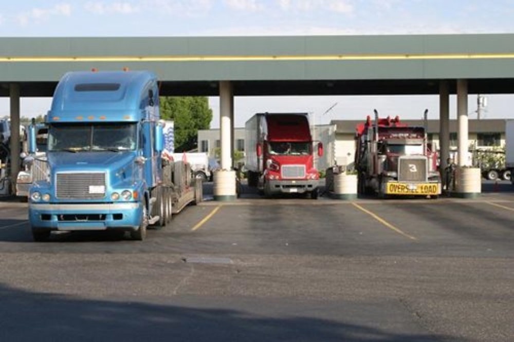 The Impact of Weather Conditions on Your Truck's Health and Fuel Efficiency