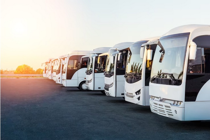 The Benefits of Choosing Executive Coach Hire for Your Birmingham Journey