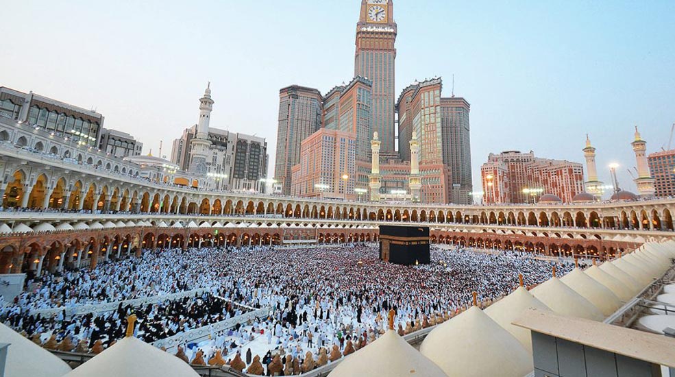 Embark on a Spiritual Journey with 5-Star Umrah Packages in 2023