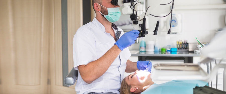 When Should You See a Root Canal Specialist in Dubai?